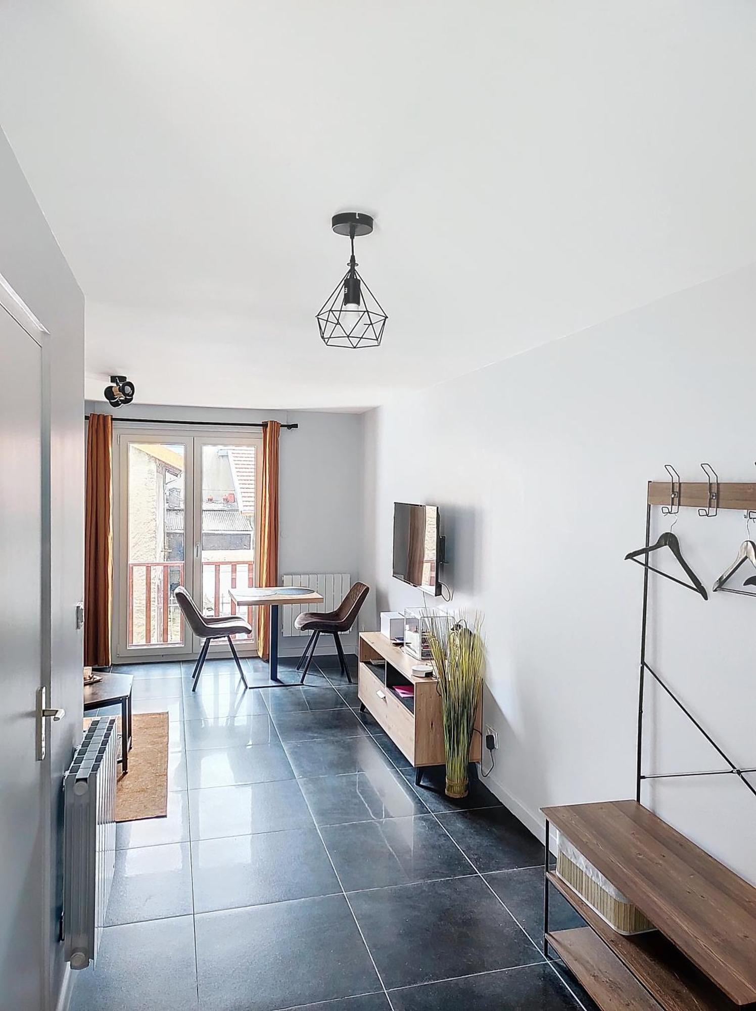 L'Atelier D'Anatole Apartment Oyonnax Bagian luar foto
