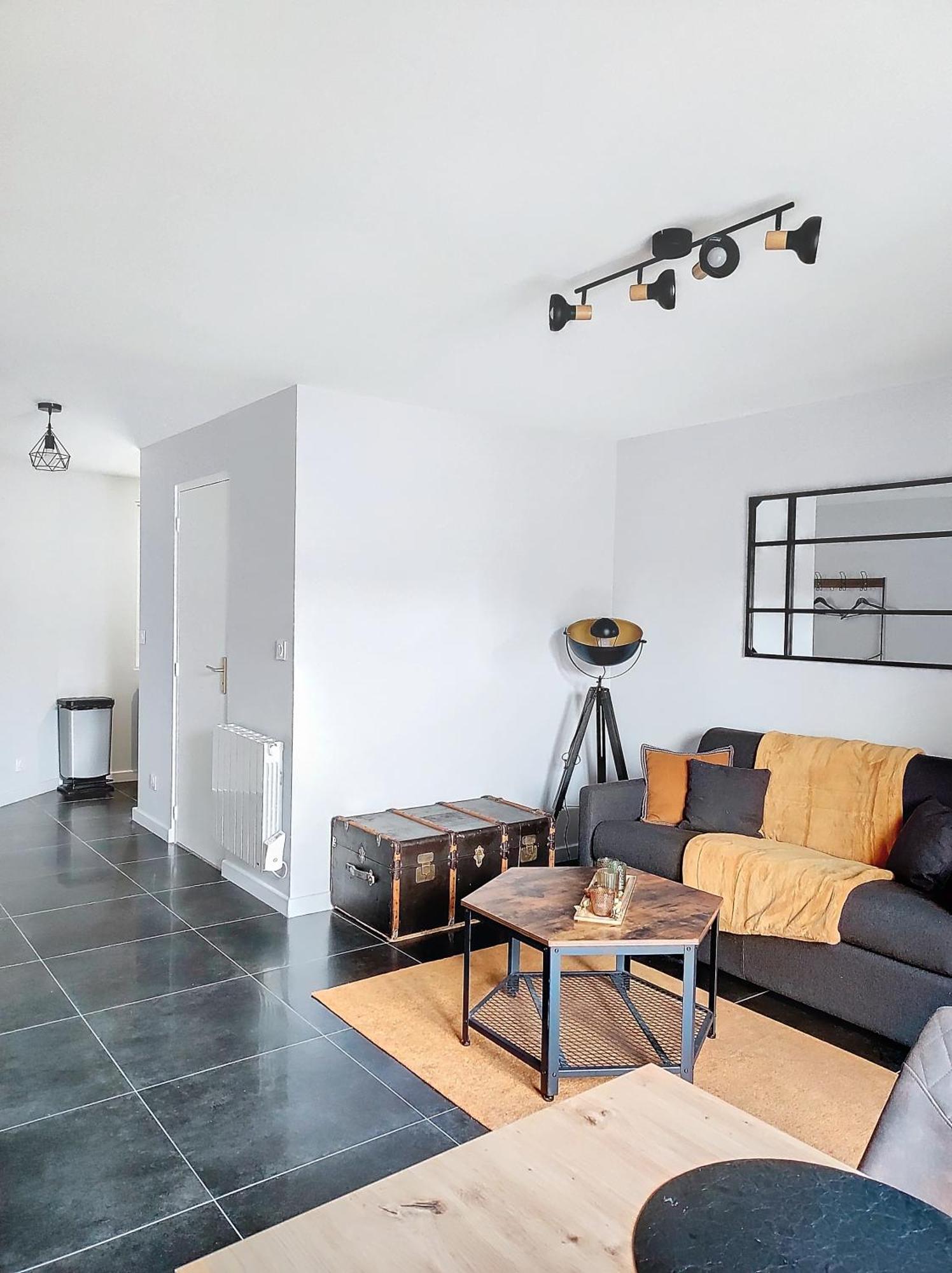 L'Atelier D'Anatole Apartment Oyonnax Bagian luar foto